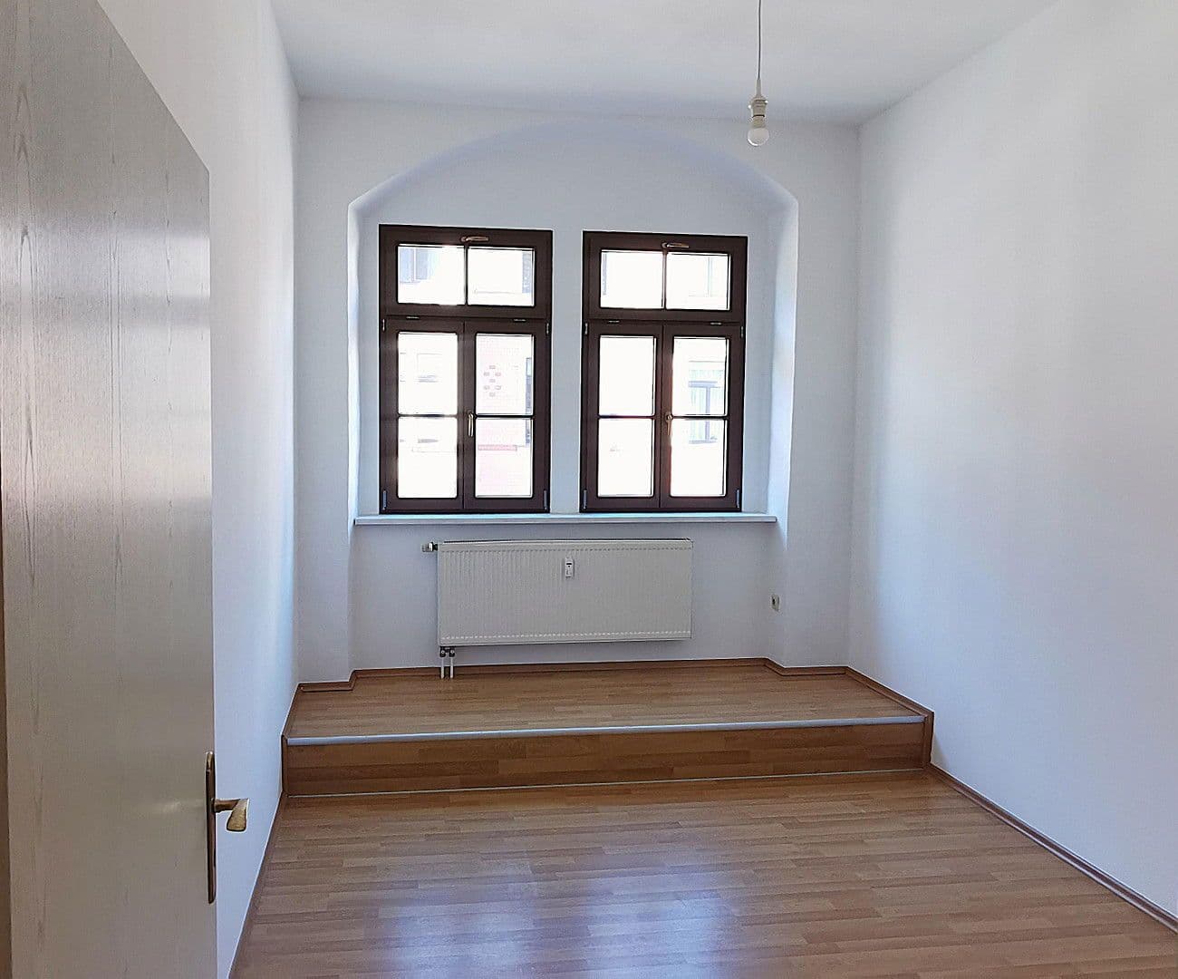 Pronájem bytu 3+1 95 m², Petersstrasse 23, Freiberg, Sasko Pronájem bytu 3+1 95 m², Petersstrasse 23, Freiberg, Sasko