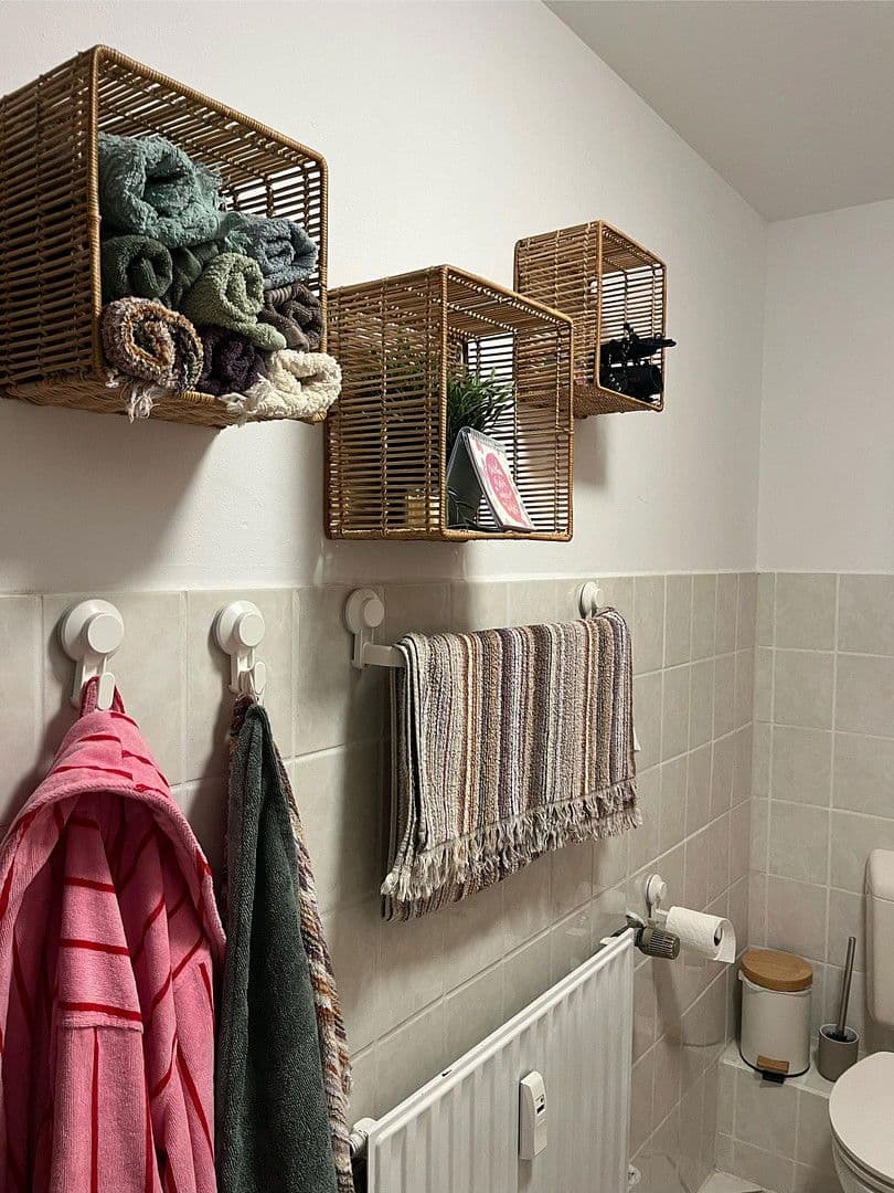 Pronájem bytu 1+1 36 m², Flensburger Str. 46, Wuppertal, Severní Porýní-Vestfálsko Pronájem bytu 1+1 36 m², Flensburger Str. 46, Wuppertal, Severní Porýní-Vestfálsko