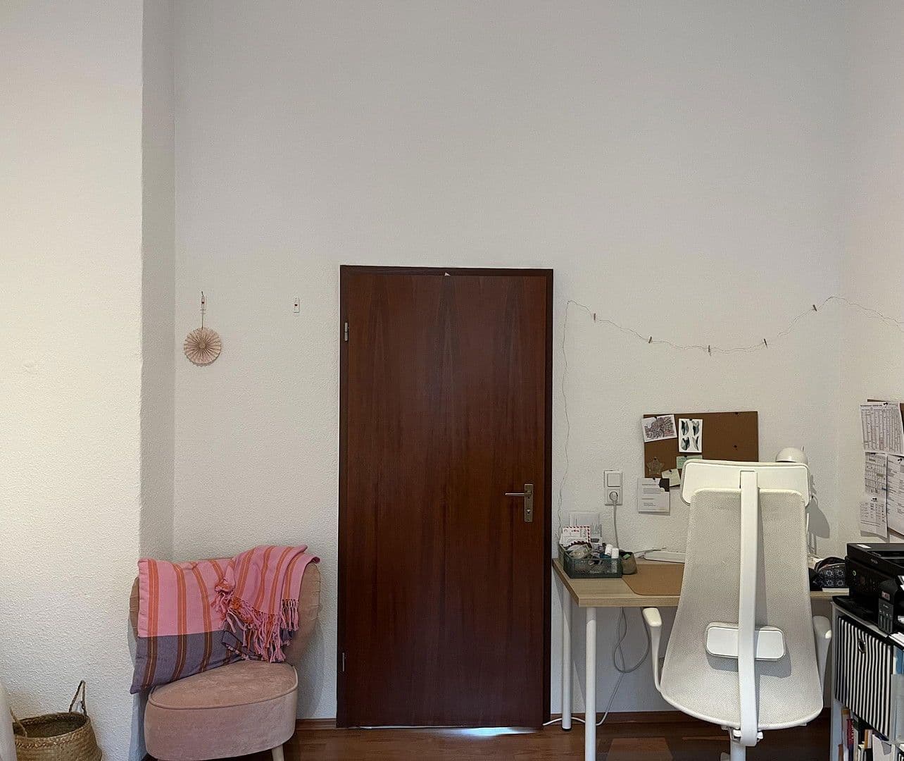 Pronájem bytu 1+1 36 m², Flensburger Str. 46, Wuppertal, Severní Porýní-Vestfálsko Pronájem bytu 1+1 36 m², Flensburger Str. 46, Wuppertal, Severní Porýní-Vestfálsko