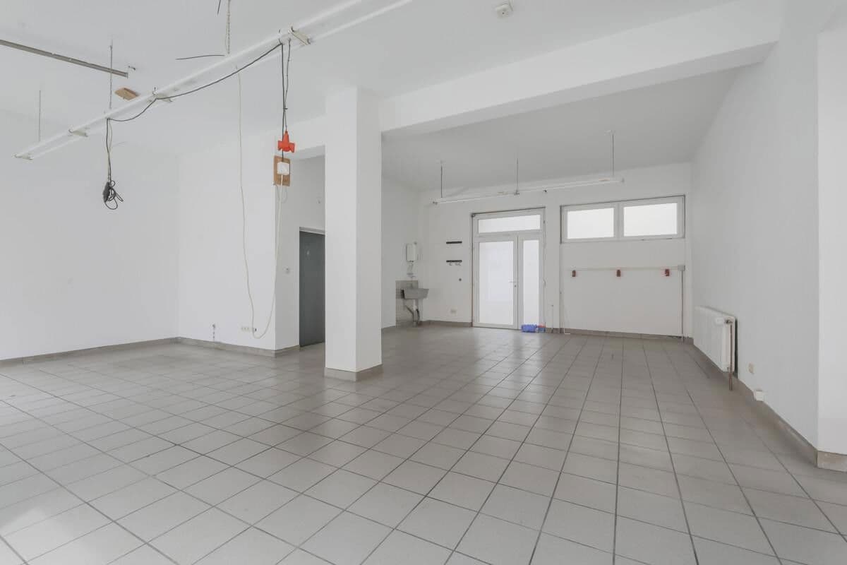 Pronájem nebytového prostoru 836 m², Durlacherstraße 70 & 72, Pforzheim, Bádensko-Württembersko Pronájem nebytového prostoru 836 m², Durlacherstraße 70 & 72, Pforzheim, Bádensko-Württembersko