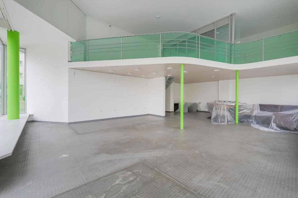 Pronájem nebytového prostoru 836 m², Durlacherstraße 70 & 72, Pforzheim, Bádensko-Württembersko Pronájem nebytového prostoru 836 m², Durlacherstraße 70 & 72, Pforzheim, Bádensko-Württembersko