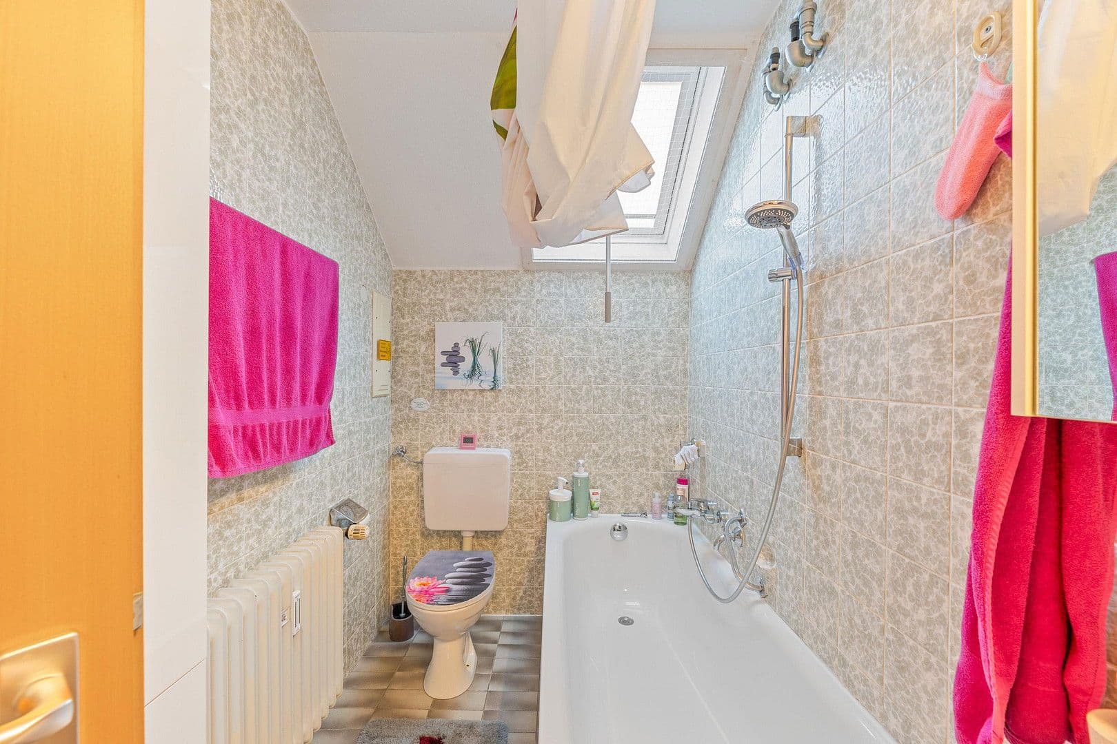 Prodej bytu 3+1 58 m², Brühlstr. 13, Beuren, Bádensko-Württembersko Prodej bytu 3+1 58 m², Brühlstr. 13, Beuren, Bádensko-Württembersko