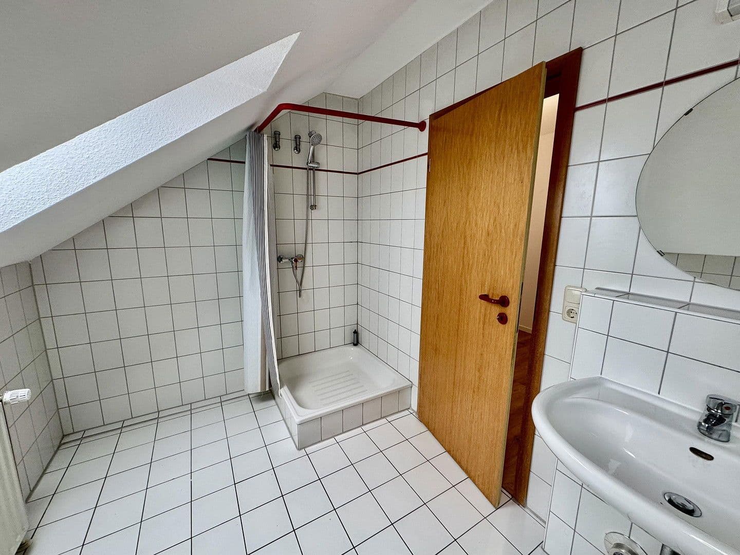 Pronájem bytu 1+1 30 m², Kassel, Hessen Pronájem bytu 1+1 30 m², Kassel, Hessen