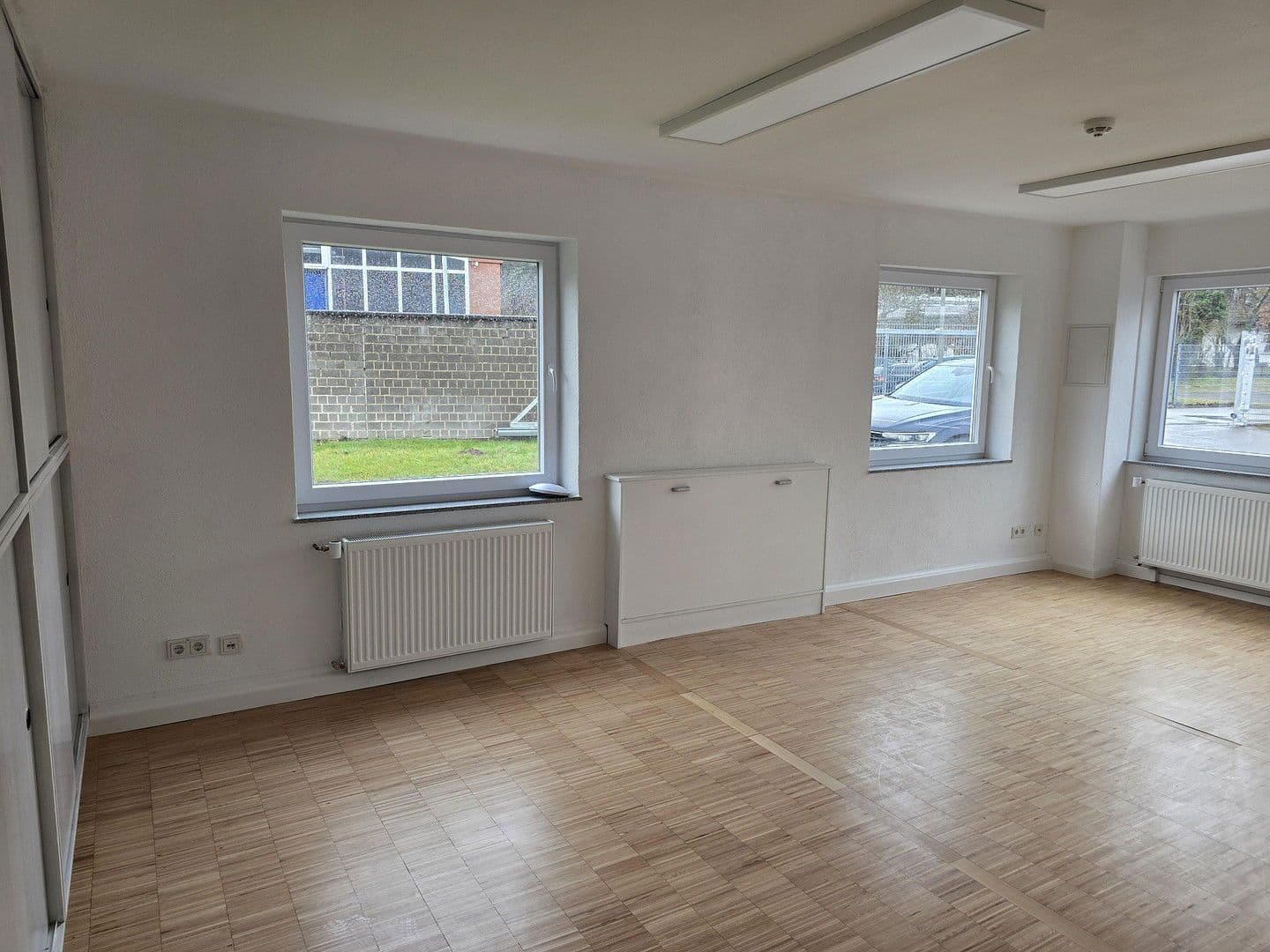 Pronájem kanceláře 49 m², Im Gewerbegebiet 11, Sankt Ingbert, Země Sársko Pronájem kanceláře 49 m², Im Gewerbegebiet 11, Sankt Ingbert, Země Sársko