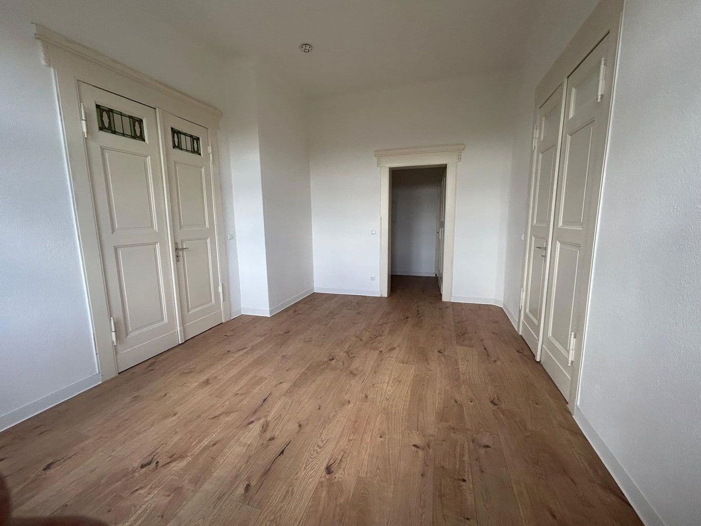 Pronájem bytu 4+1 102 m², Paracelsusstraße 2c, Halle (Saale), Sasko-Anhaltsko Pronájem bytu 4+1 102 m², Paracelsusstraße 2c, Halle (Saale), Sasko-Anhaltsko