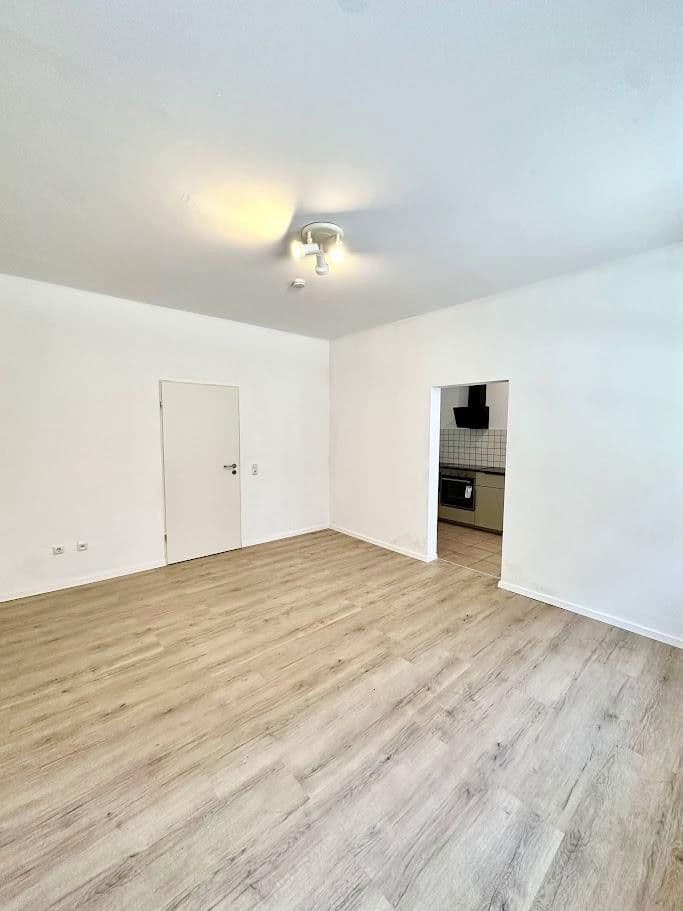 Pronájem bytu 2+1 49 m², Mathildenstr. 10, Fürth, Bavorsko Pronájem bytu 2+1 49 m², Mathildenstr. 10, Fürth, Bavorsko