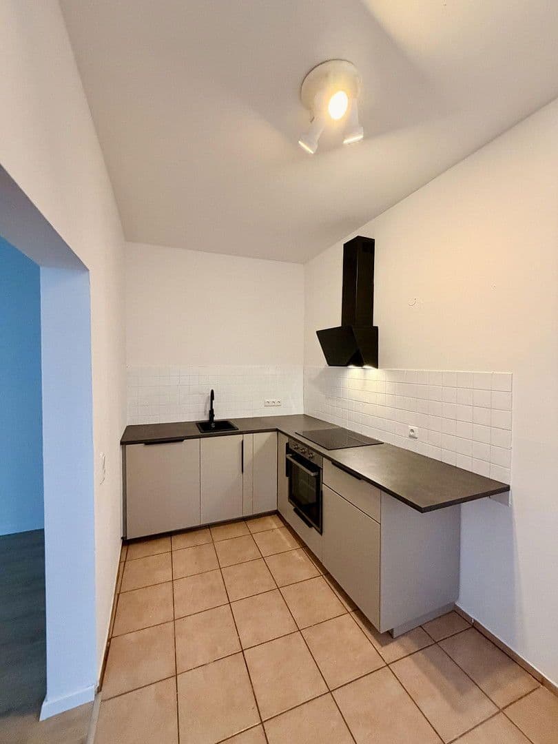 Pronájem bytu 2+1 49 m², Mathildenstr. 10, Fürth, Bavorsko Pronájem bytu 2+1 49 m², Mathildenstr. 10, Fürth, Bavorsko