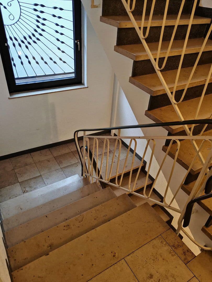 Prodej domu 190 m², pozemek 115 m², Kaiserslautern, Porýní-Falc Prodej domu 190 m², pozemek 115 m², Kaiserslautern, Porýní-Falc