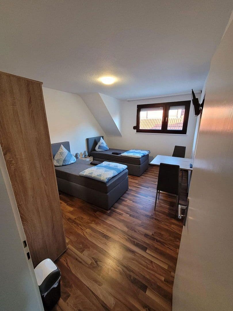 Prodej domu 190 m², pozemek 115 m², Kaiserslautern, Porýní-Falc Prodej domu 190 m², pozemek 115 m², Kaiserslautern, Porýní-Falc