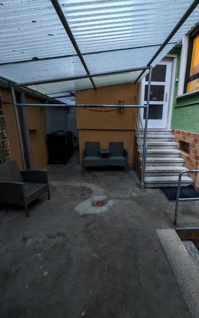 Prodej domu 190 m², pozemek 115 m², Kaiserslautern, Porýní-Falc Prodej domu 190 m², pozemek 115 m², Kaiserslautern, Porýní-Falc