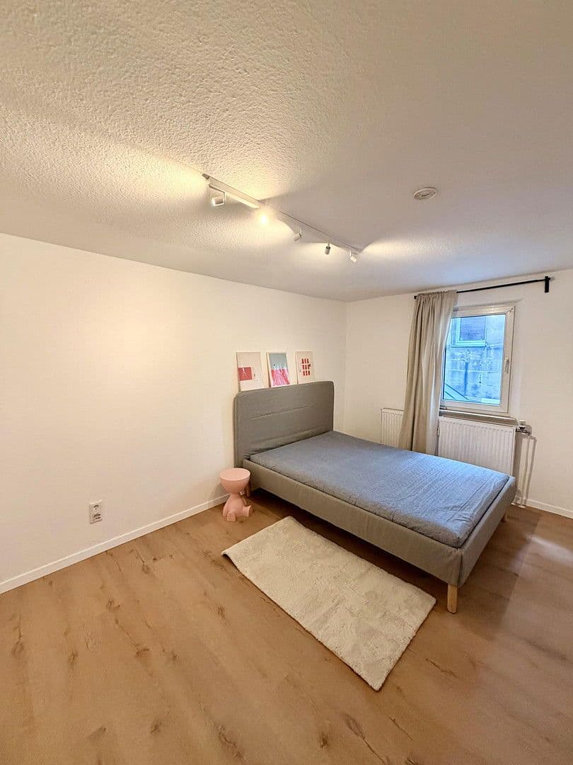 Pronájem bytu 2+1 50 m², Mathildenstr. 10, Fürth, Bavorsko Pronájem bytu 2+1 50 m², Mathildenstr. 10, Fürth, Bavorsko