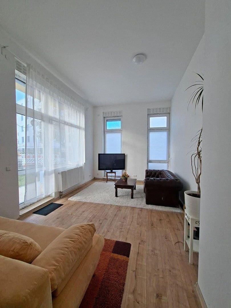 Prodej kanceláře 125 m², Berlin, Berlín Prodej kanceláře 125 m², Berlin, Berlín