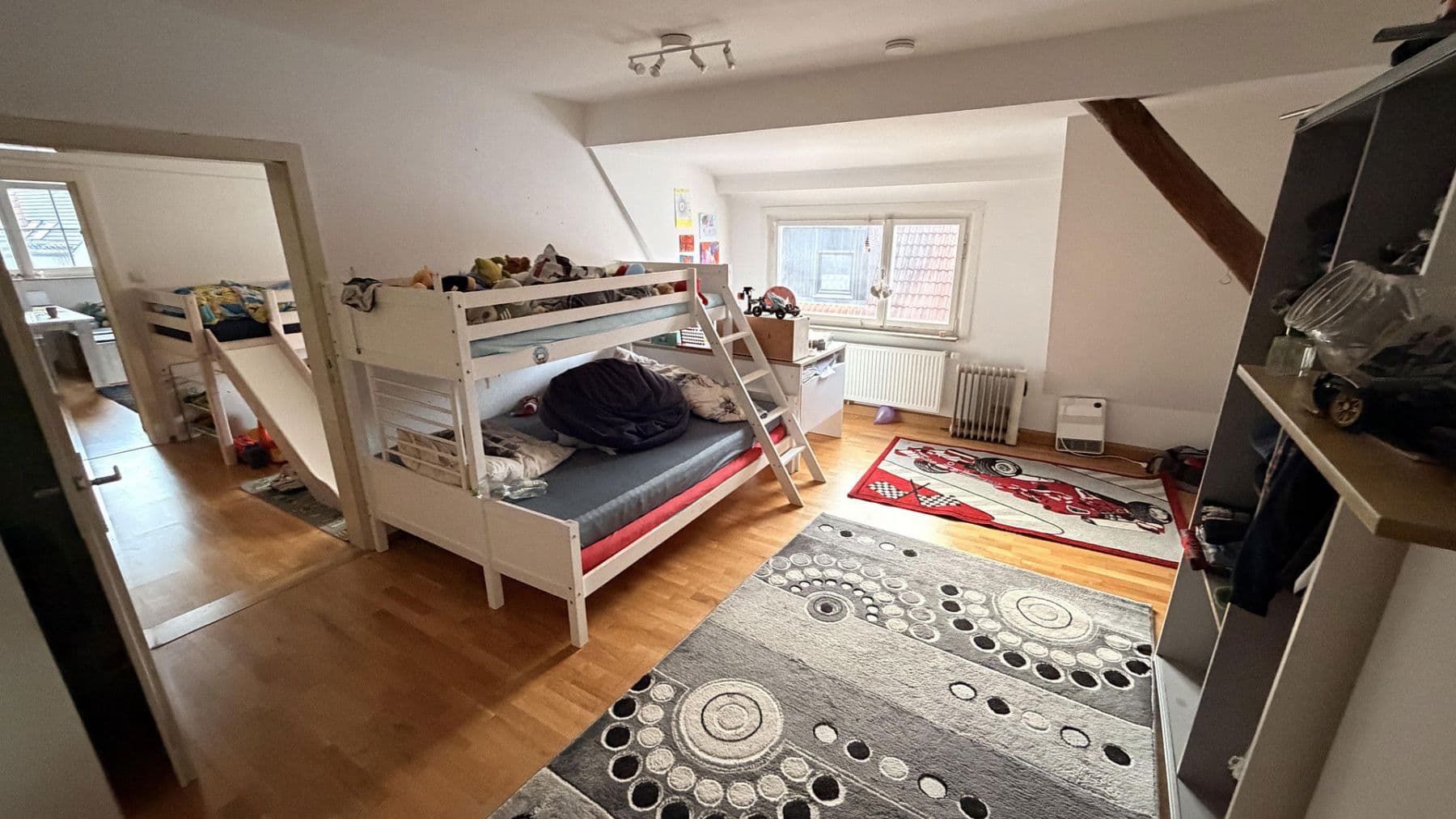 Prodej domu 408 m², pozemek 362 m², Weilheim, Bádensko-Württembersko Prodej domu 408 m², pozemek 362 m², Weilheim, Bádensko-Württembersko