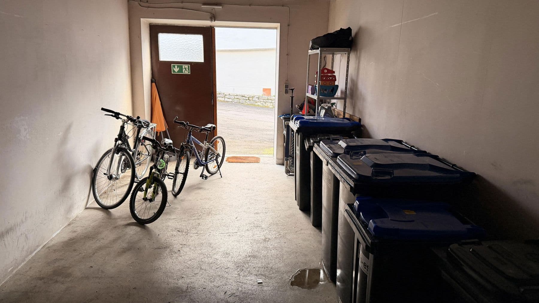 Prodej domu 408 m², pozemek 362 m², Weilheim, Bádensko-Württembersko Prodej domu 408 m², pozemek 362 m², Weilheim, Bádensko-Württembersko