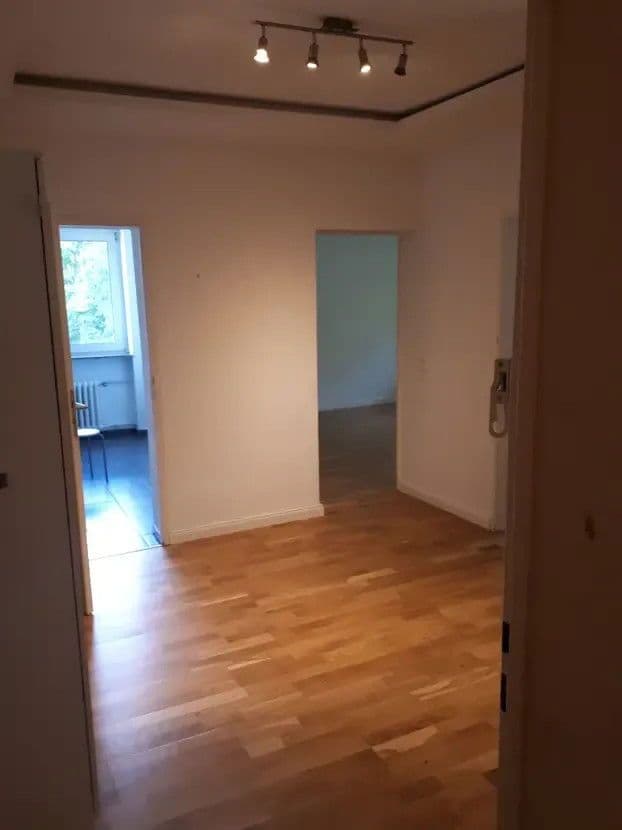 Pronájem bytu 3+1 69 m², Am Forsthaus Gravenbruch 53, Neu-Isenburg, Hessen Pronájem bytu 3+1 69 m², Am Forsthaus Gravenbruch 53, Neu-Isenburg, Hessen