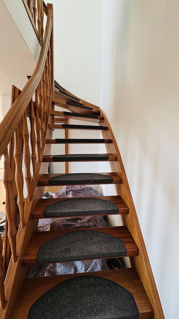 Pronájem bytu 4+1 118 m², Germering, Bavorsko Pronájem bytu 4+1 118 m², Germering, Bavorsko