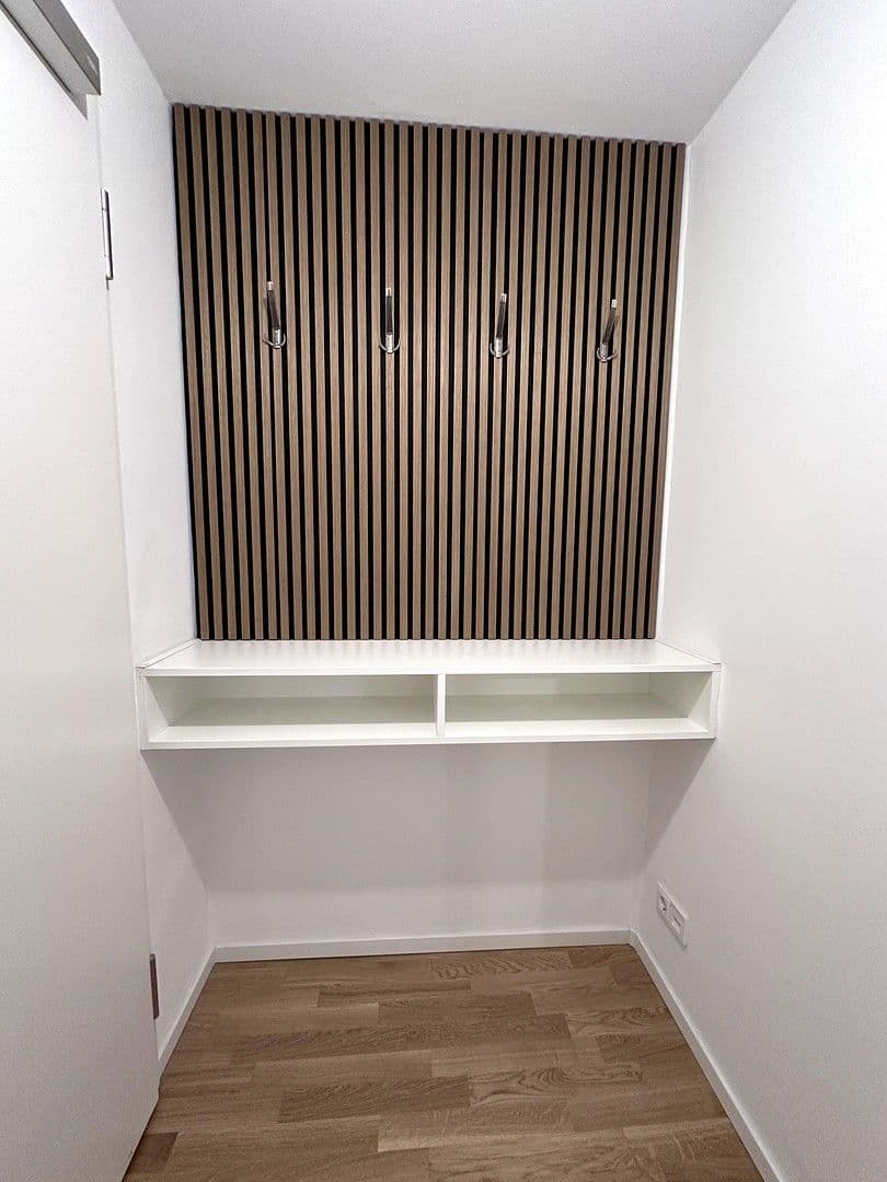 Pronájem bytu 2+kk 78 m², Wiesbadener Strasse 56 D, Berlin, Berlín Pronájem bytu 2+kk 78 m², Wiesbadener Strasse 56 D, Berlin, Berlín