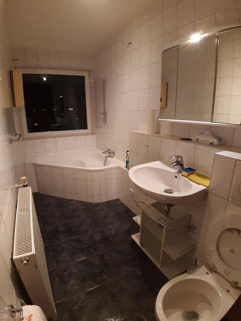 Pronájem bytu 1+kk 38 m², Holtwiesche 23, Gelsenkirchen, Severní Porýní-Vestfálsko Pronájem bytu 1+kk 38 m², Holtwiesche 23, Gelsenkirchen, Severní Porýní-Vestfálsko