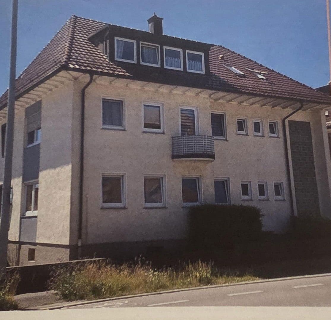Pronájem bytu 3+1 80 m², Römerstr. 41, Villingen-Schwenningen, Bádensko-Württembersko Pronájem bytu 3+1 80 m², Römerstr. 41, Villingen-Schwenningen, Bádensko-Württembersko