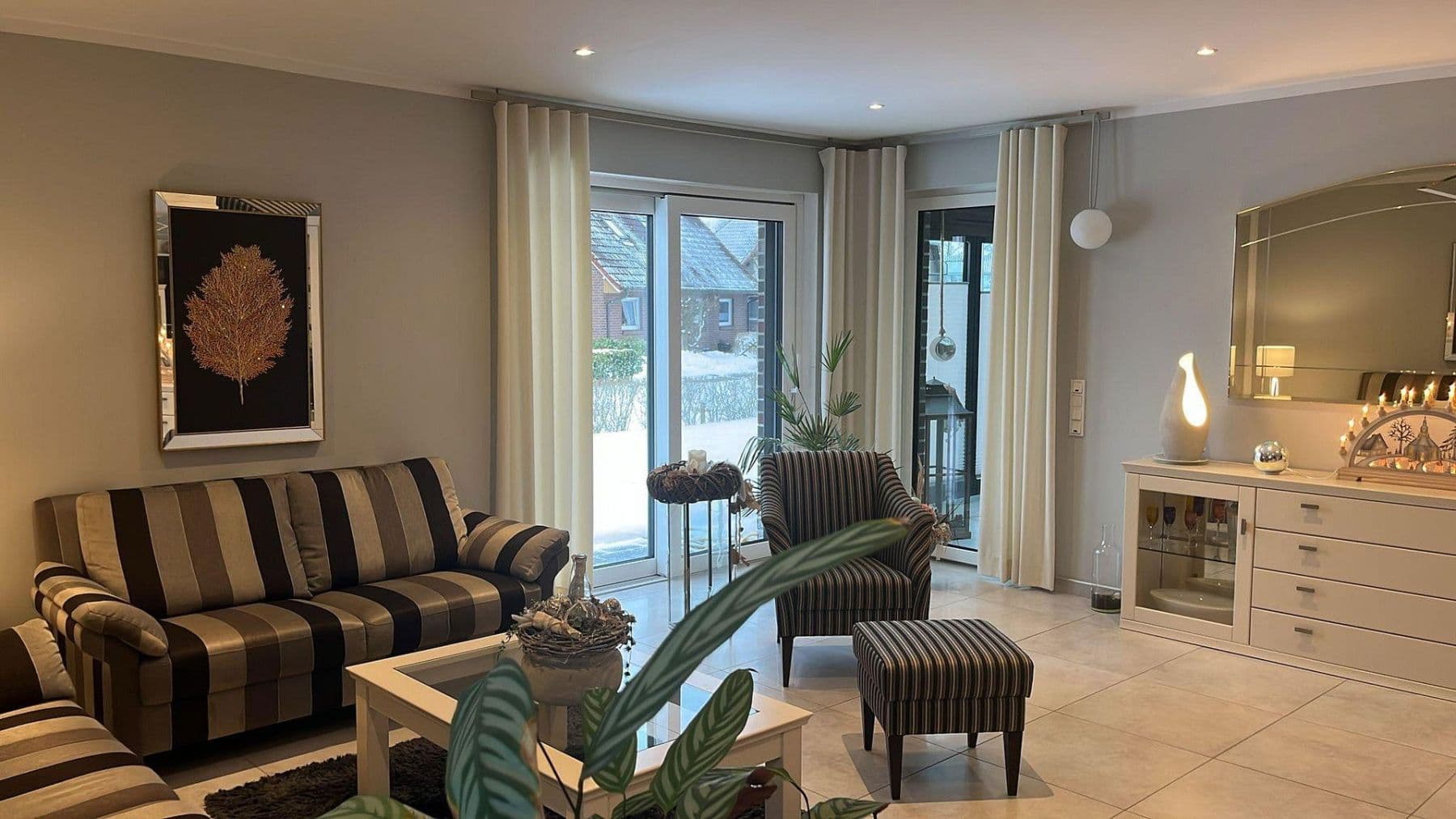 Prodej domu 217 m², pozemek 669 m², Oll Deep 11, Esens, Dolní Sasko Prodej domu 217 m², pozemek 669 m², Oll Deep 11, Esens, Dolní Sasko