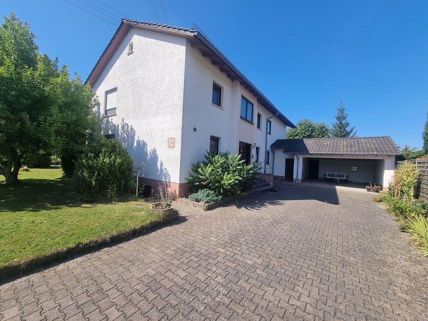 Pronájem bytu 4+1 120 m², Buchen (Odenwald), Bádensko-Württembersko Pronájem bytu 4+1 120 m², Buchen (Odenwald), Bádensko-Württembersko