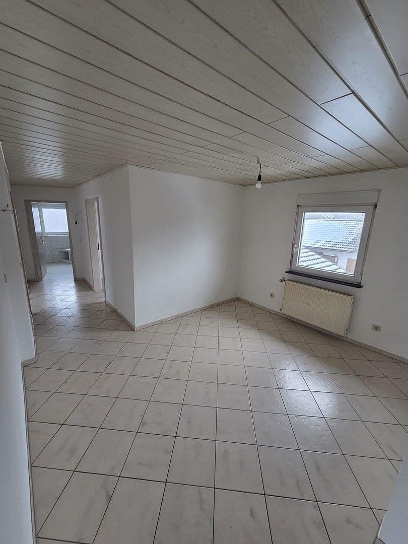 Pronájem bytu 4+1 120 m², Buchen (Odenwald), Bádensko-Württembersko Pronájem bytu 4+1 120 m², Buchen (Odenwald), Bádensko-Württembersko