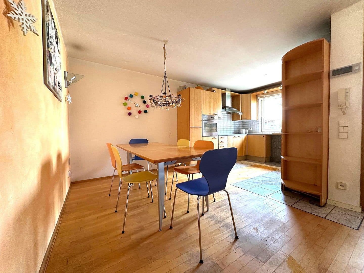 Prodej domu 134 m², pozemek 311 m², Ludwigstr. 84b, Jockgrim, Porýní-Falc Prodej domu 134 m², pozemek 311 m², Ludwigstr. 84b, Jockgrim, Porýní-Falc