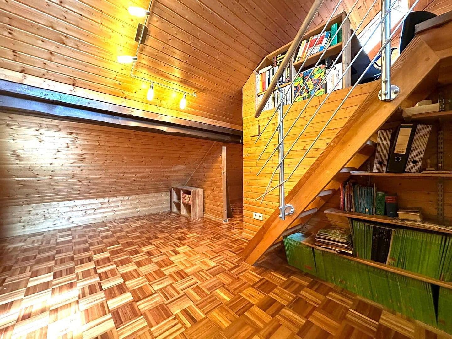 Prodej domu 134 m², pozemek 311 m², Ludwigstr. 84b, Jockgrim, Porýní-Falc Prodej domu 134 m², pozemek 311 m², Ludwigstr. 84b, Jockgrim, Porýní-Falc