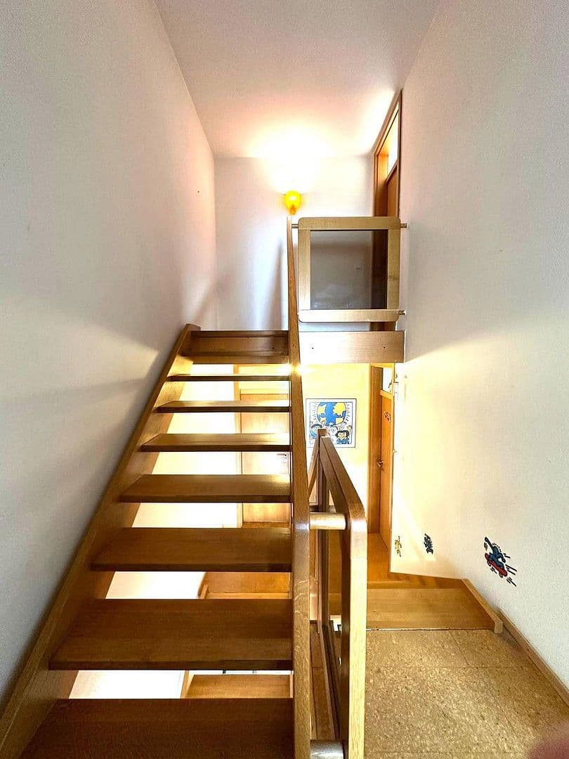 Prodej domu 134 m², pozemek 311 m², Ludwigstr. 84b, Jockgrim, Porýní-Falc Prodej domu 134 m², pozemek 311 m², Ludwigstr. 84b, Jockgrim, Porýní-Falc