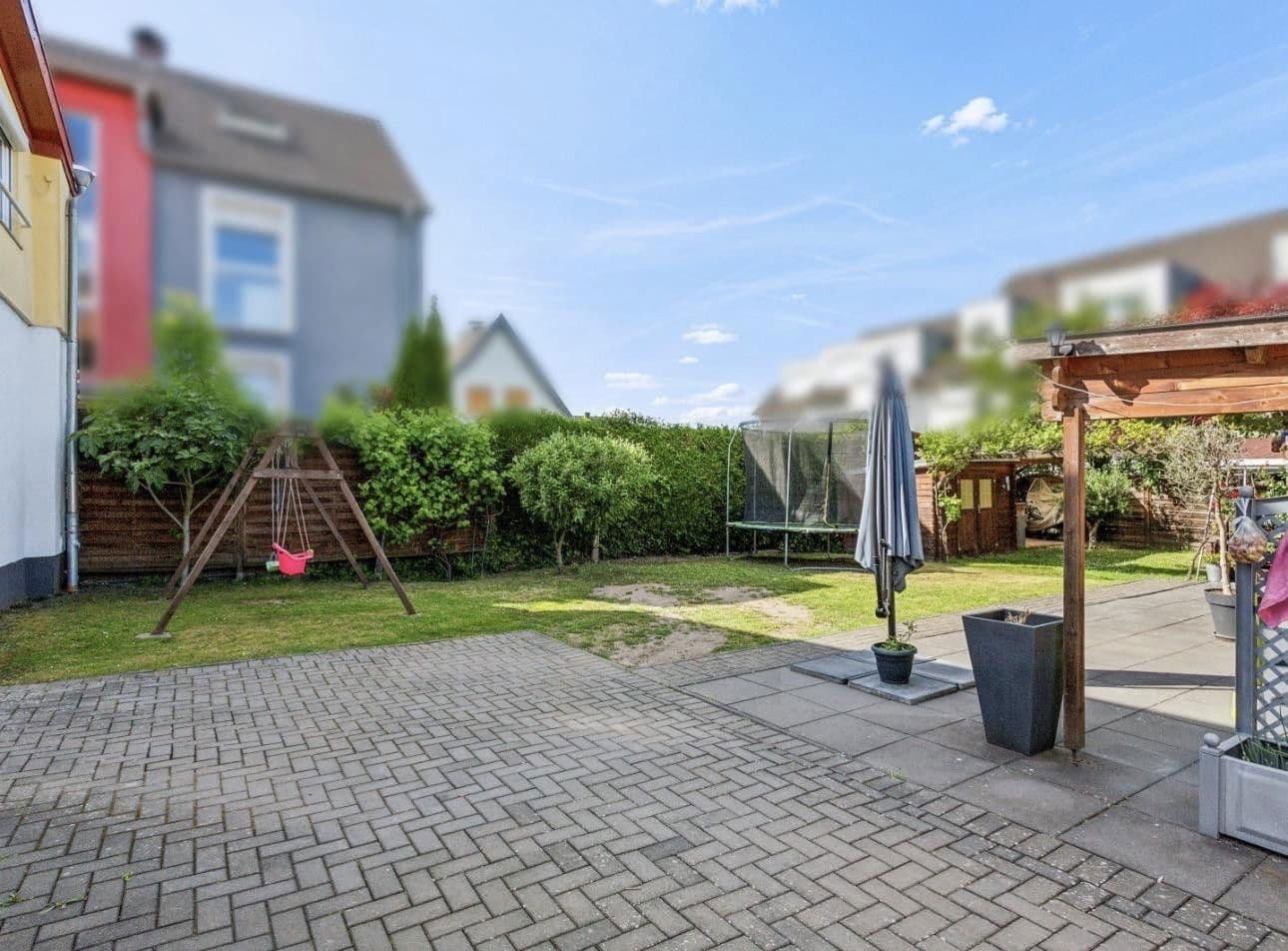 Prodej domu 200 m², pozemek 630 m², Troisdorf, Severní Porýní-Vestfálsko Prodej domu 200 m², pozemek 630 m², Troisdorf, Severní Porýní-Vestfálsko