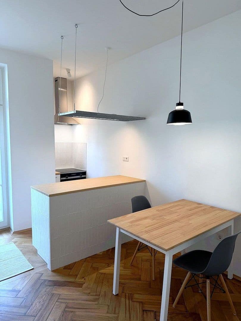 Pronájem bytu 2+1 66 m², München, Bavorsko Pronájem bytu 2+1 66 m², München, Bavorsko