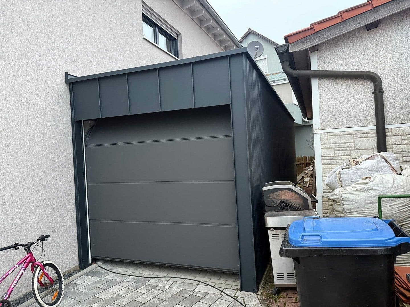 Prodej domu 260 m², pozemek 1.659 m², Fichtenau, Bádensko-Württembersko Prodej domu 260 m², pozemek 1.659 m², Fichtenau, Bádensko-Württembersko