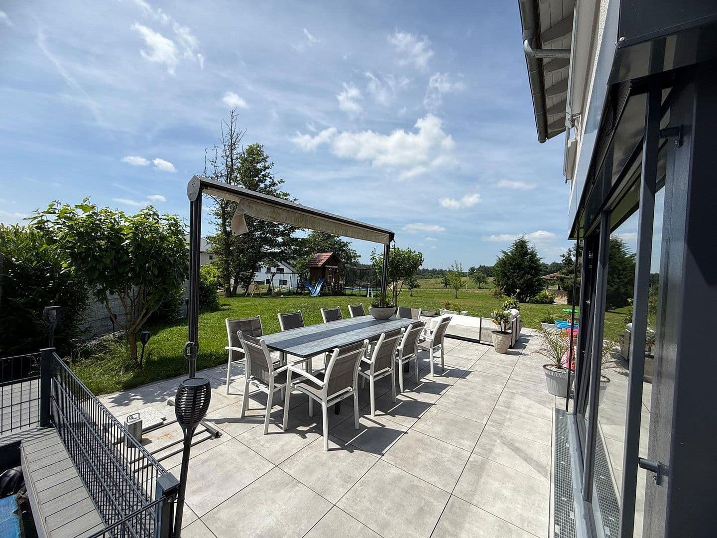 Prodej domu 260 m², pozemek 1.659 m², Fichtenau, Bádensko-Württembersko Prodej domu 260 m², pozemek 1.659 m², Fichtenau, Bádensko-Württembersko