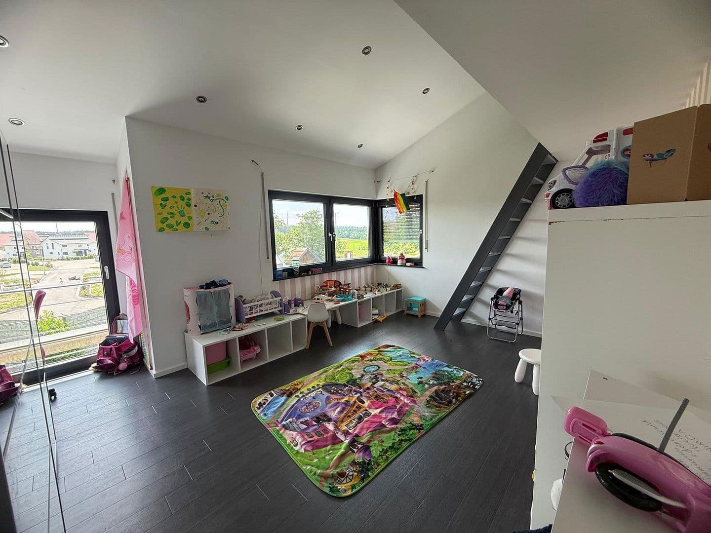 Prodej domu 260 m², pozemek 1.659 m², Fichtenau, Bádensko-Württembersko Prodej domu 260 m², pozemek 1.659 m², Fichtenau, Bádensko-Württembersko