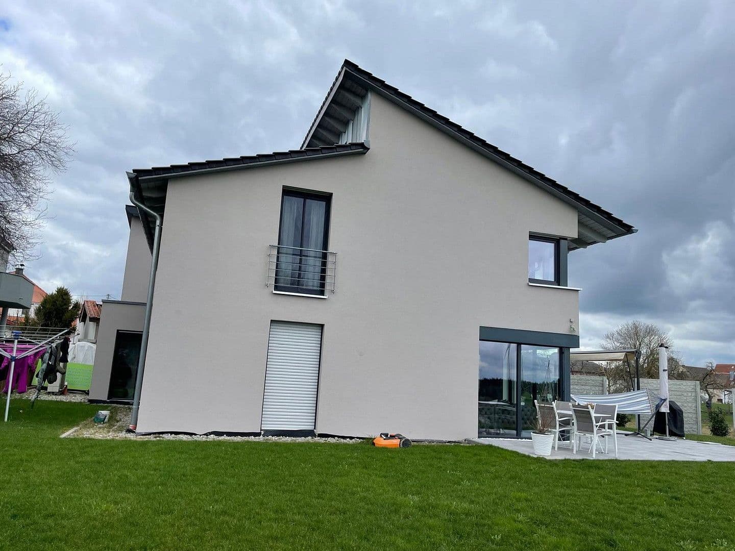 Prodej domu 260 m², pozemek 1.659 m², Fichtenau, Bádensko-Württembersko Prodej domu 260 m², pozemek 1.659 m², Fichtenau, Bádensko-Württembersko