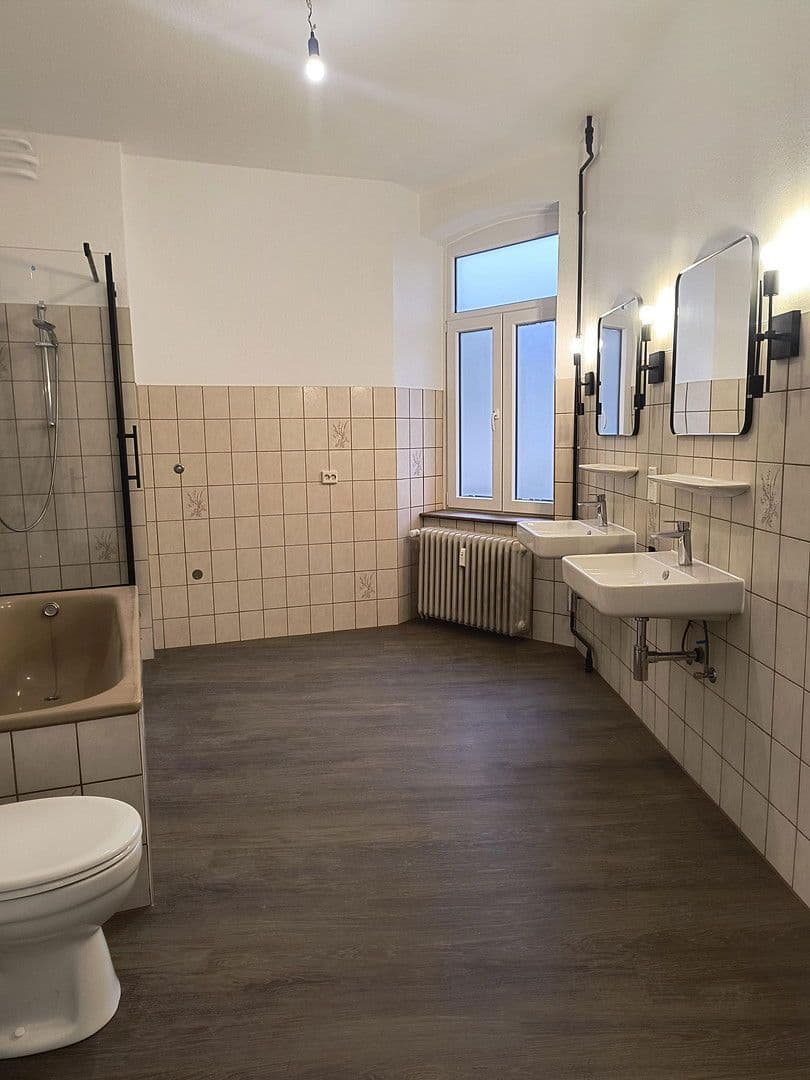 Pronájem bytu 4+1 110 m², Rathausmarkt 1a, Šlesvik, Šlesvicko-Holštýnsko Pronájem bytu 4+1 110 m², Rathausmarkt 1a, Šlesvik, Šlesvicko-Holštýnsko