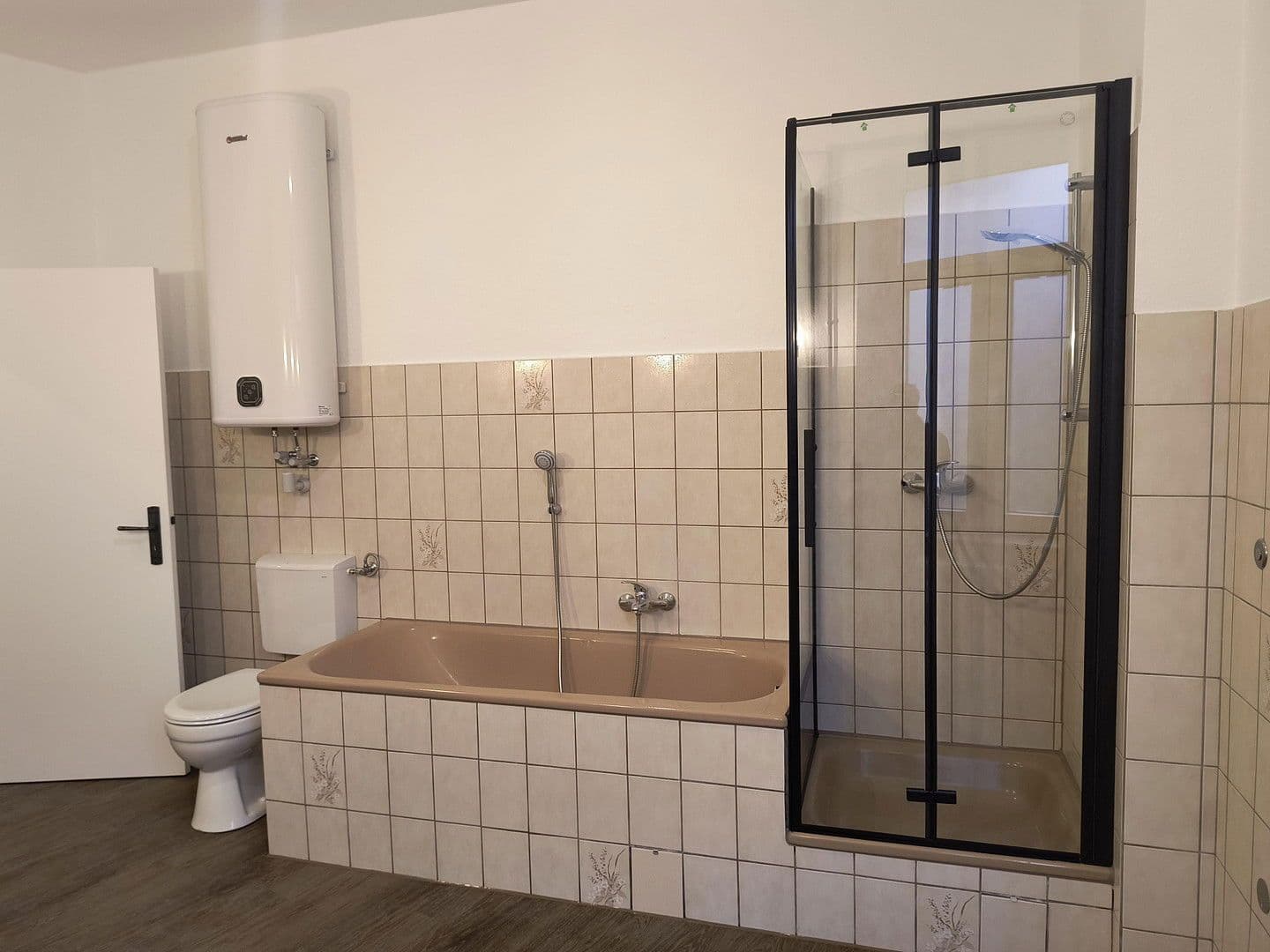 Pronájem bytu 4+1 110 m², Rathausmarkt 1a, Šlesvik, Šlesvicko-Holštýnsko Pronájem bytu 4+1 110 m², Rathausmarkt 1a, Šlesvik, Šlesvicko-Holštýnsko