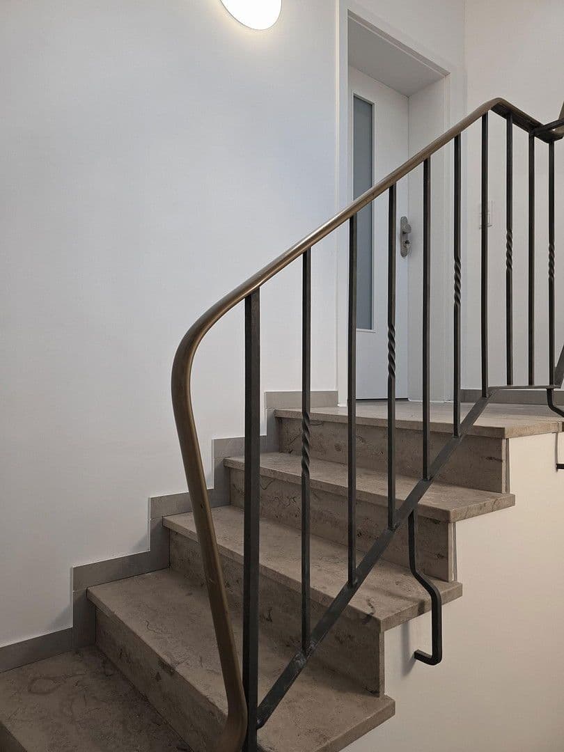 Pronájem bytu 3+1 87 m², Reinheim, Hessen Pronájem bytu 3+1 87 m², Reinheim, Hessen