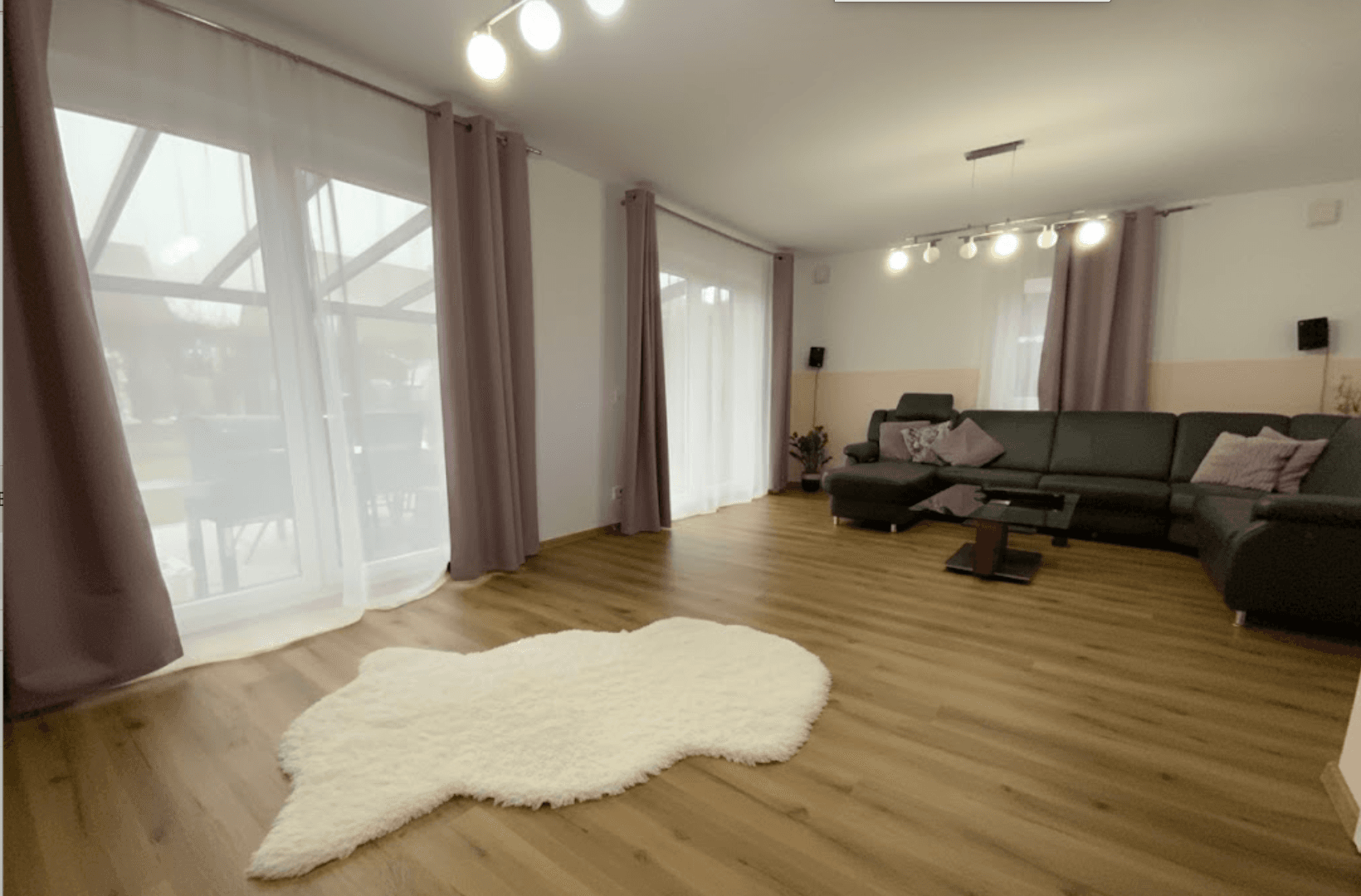 Prodej domu 147 m², pozemek 598 m², Neu Wulmstorf, Dolní Sasko Prodej domu 147 m², pozemek 598 m², Neu Wulmstorf, Dolní Sasko