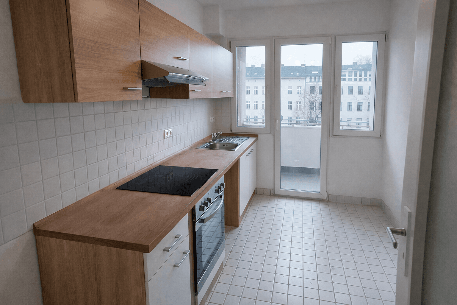Pronájem bytu 4+1 83 m², Gneisenaustr.3, Berlin, Berlín Pronájem bytu 4+1 83 m², Gneisenaustr.3, Berlin, Berlín
