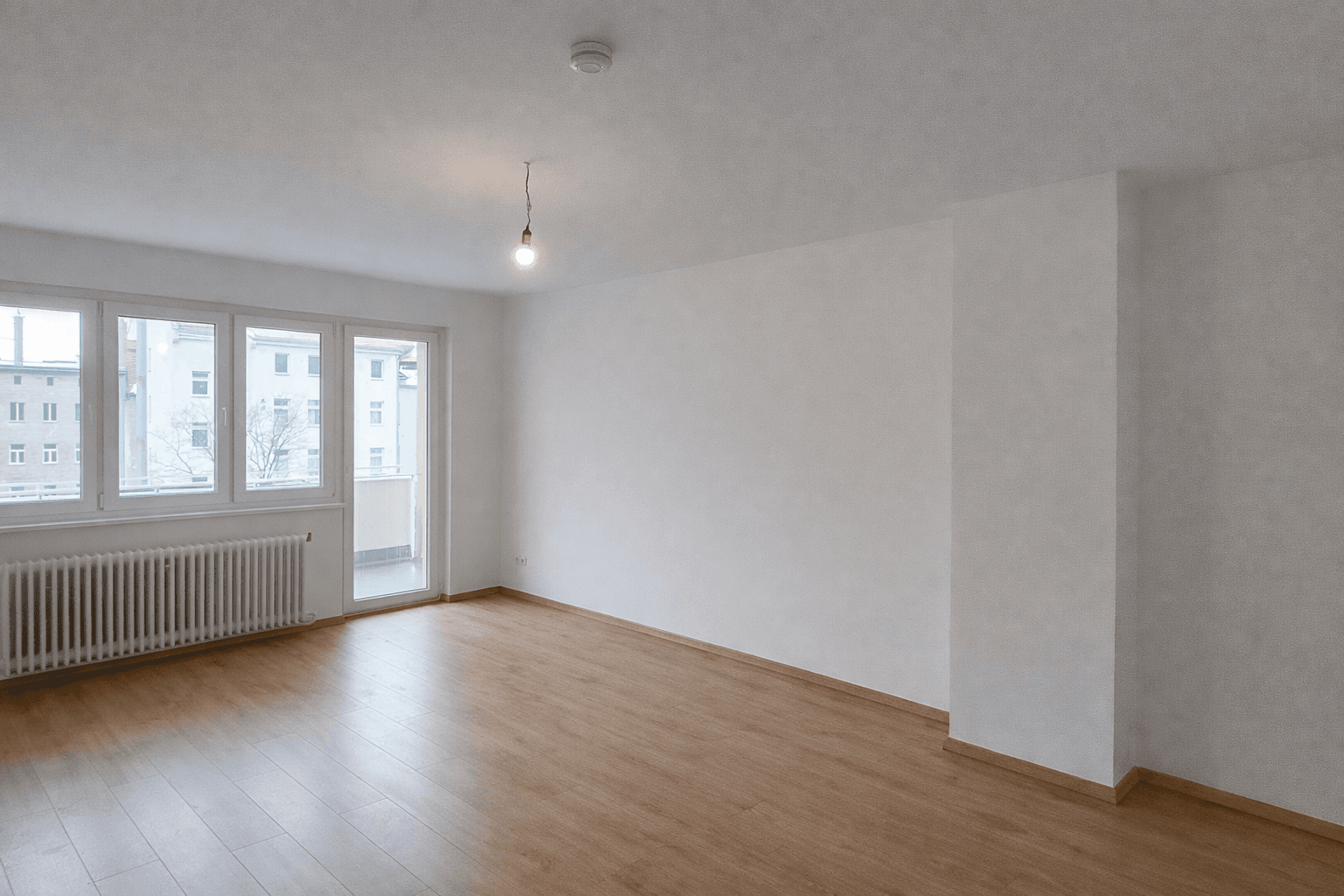 Pronájem bytu 4+1 83 m², Gneisenaustr.3, Berlin, Berlín Pronájem bytu 4+1 83 m², Gneisenaustr.3, Berlin, Berlín