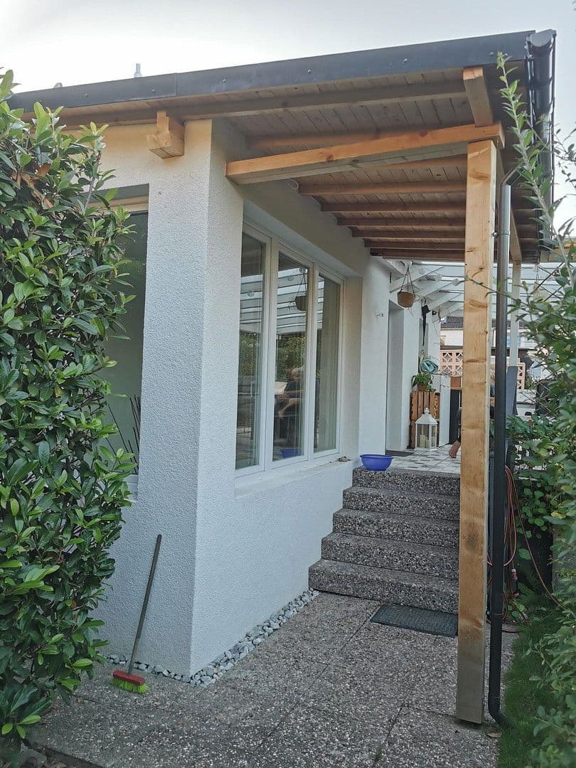 Prodej domu 91 m², pozemek 399 m², Berlin, Berlín Prodej domu 91 m², pozemek 399 m², Berlin, Berlín