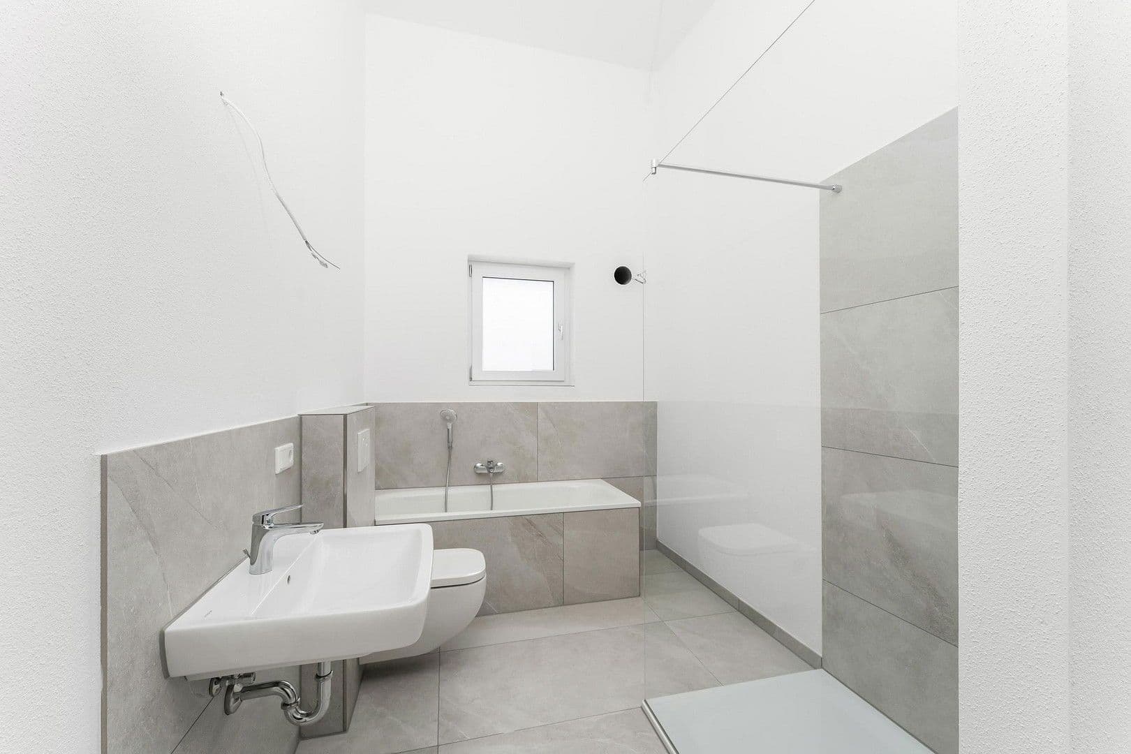 Pronájem domu 1.200 m², pozemek 2.000 m², Greding, Bavorsko Pronájem domu 1.200 m², pozemek 2.000 m², Greding, Bavorsko