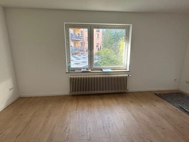 Pronájem bytu 1+1 37 m², Düppelstr., Köln, Severní Porýní-Vestfálsko Pronájem bytu 1+1 37 m², Düppelstr., Köln, Severní Porýní-Vestfálsko