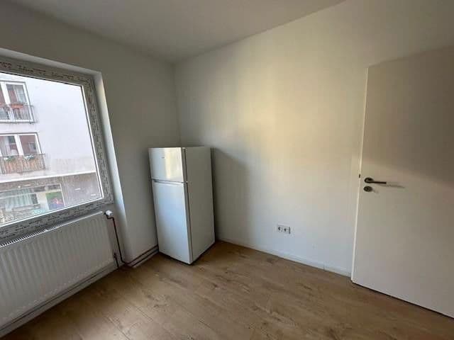 Pronájem bytu 1+1 37 m², Düppelstr., Köln, Severní Porýní-Vestfálsko Pronájem bytu 1+1 37 m², Düppelstr., Köln, Severní Porýní-Vestfálsko