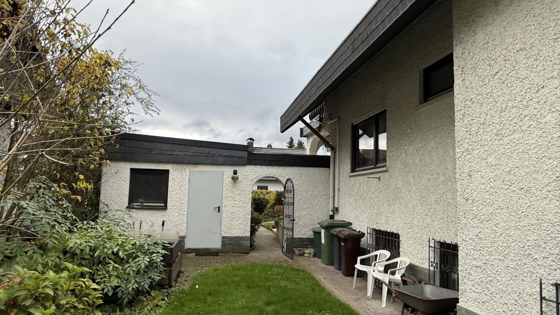 Prodej domu 224 m², pozemek 701 m², Mainhausen, Hessen Prodej domu 224 m², pozemek 701 m², Mainhausen, Hessen