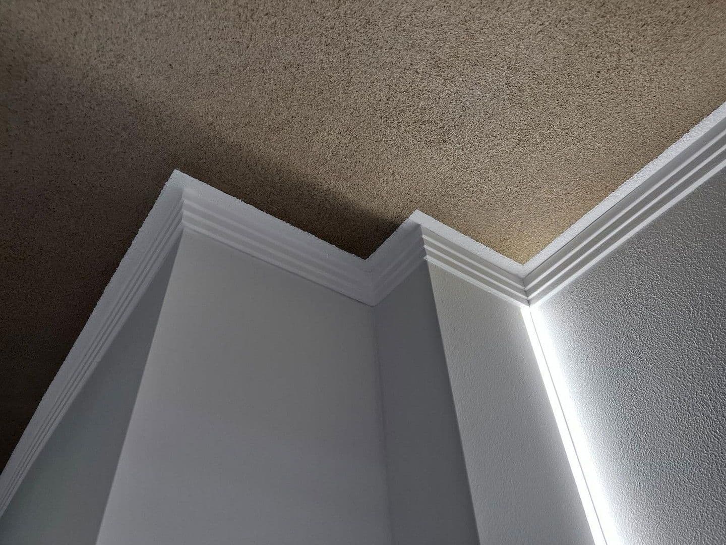 Prodej domu 300 m², pozemek 900 m², Solingen, Severní Porýní-Vestfálsko Prodej domu 300 m², pozemek 900 m², Solingen, Severní Porýní-Vestfálsko