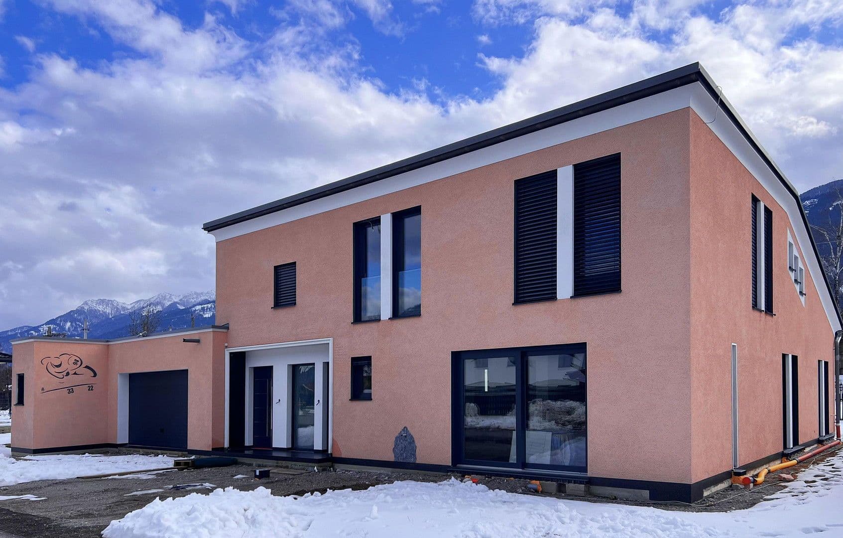 Prodej domu 300 m², pozemek 900 m², Solingen, Severní Porýní-Vestfálsko Prodej domu 300 m², pozemek 900 m², Solingen, Severní Porýní-Vestfálsko