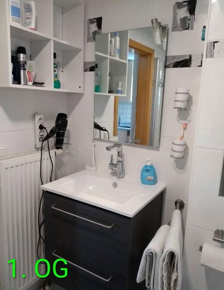 Prodej domu 158 m², pozemek 180 m², Illinger Str. 26, Mühlacker, Bádensko-Württembersko Prodej domu 158 m², pozemek 180 m², Illinger Str. 26, Mühlacker, Bádensko-Württembersko