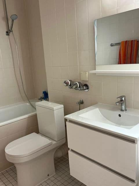 Pronájem bytu 1+1 33 m², Neuss, Severní Porýní-Vestfálsko Pronájem bytu 1+1 33 m², Neuss, Severní Porýní-Vestfálsko